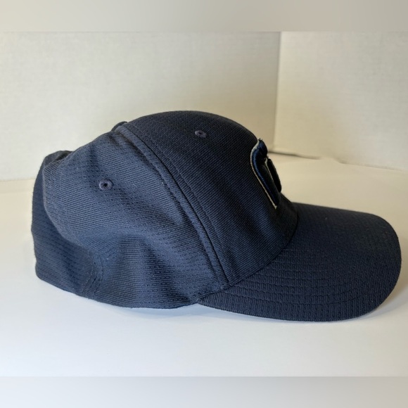 Travis Mathew B-BAHAMAS FITTED HAT Navy - Picture 9 of 12